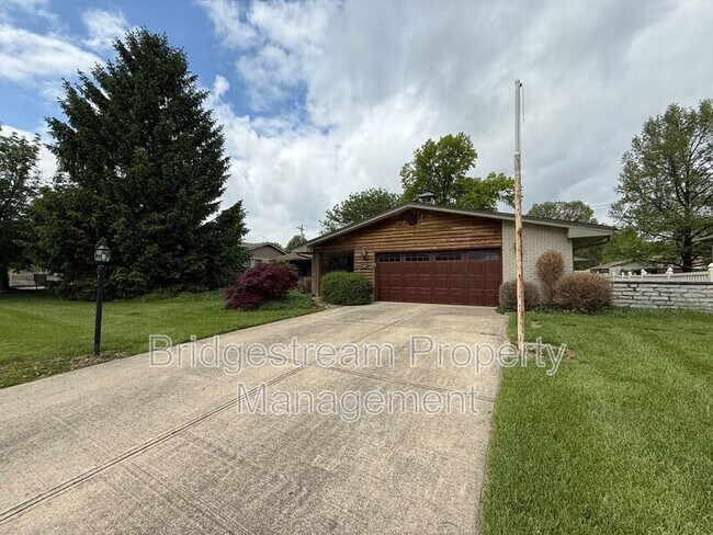 Foto del edificio - 2135 E Rahn Rd