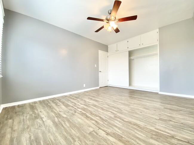 Building Photo - 415 N El Molino Ave