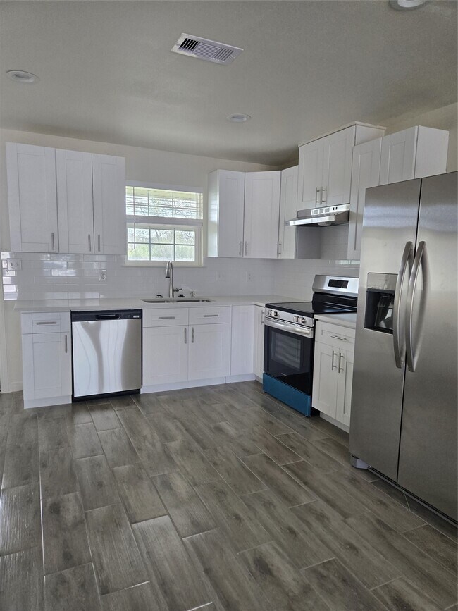 Foto del edificio - 2724 Avenue D