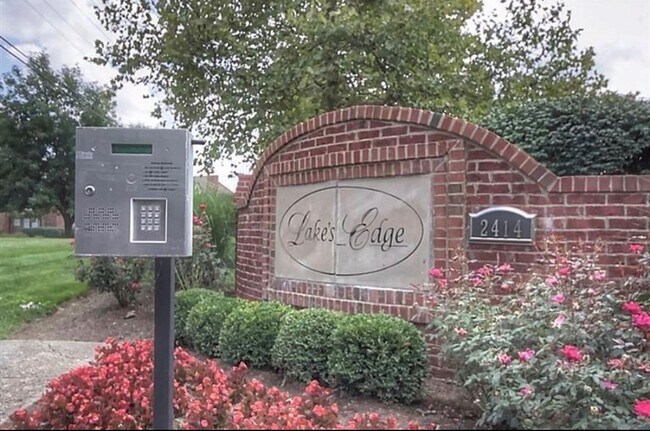 Main Gate - 2414 Lake Park Rd