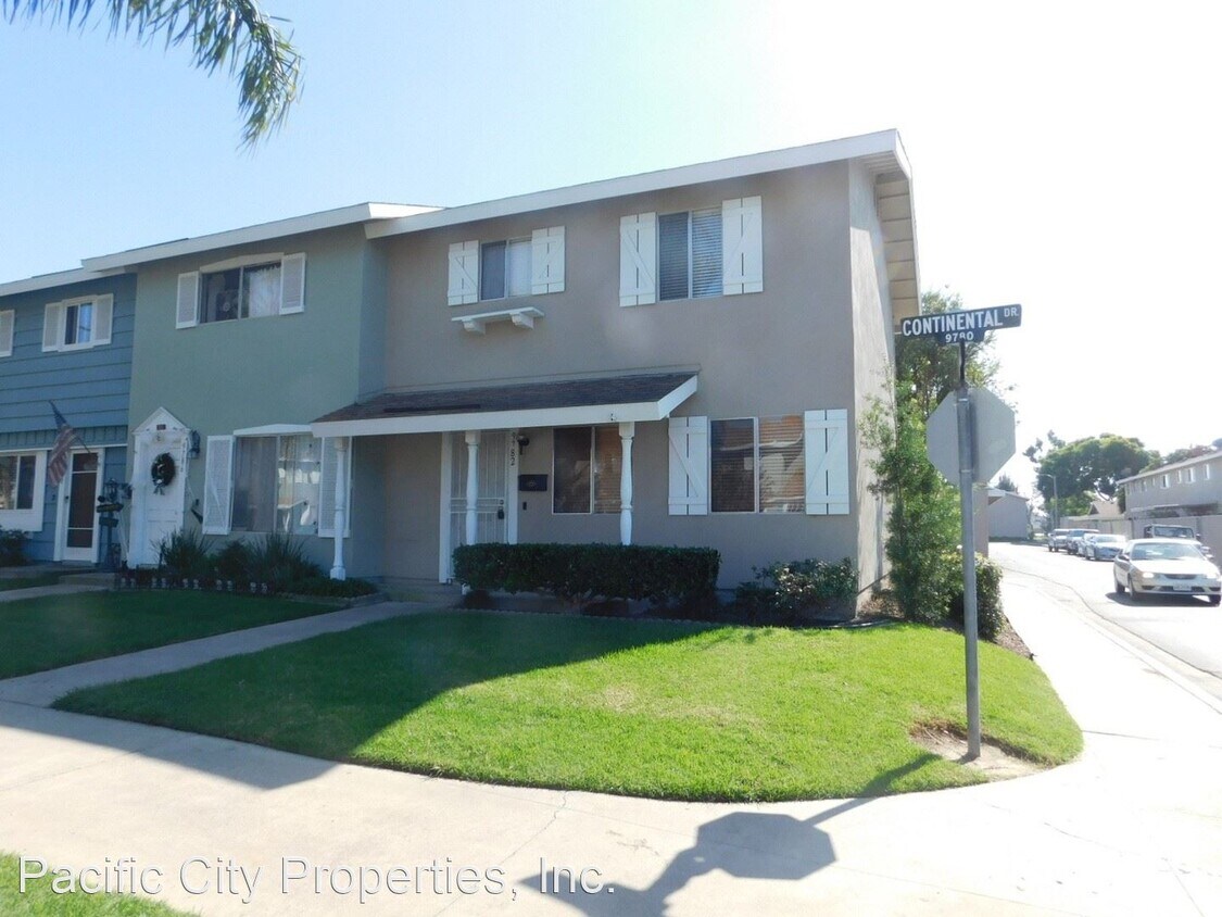 Primary Photo - 3 br, 1.5 bath House - 9782 Continental Dr.