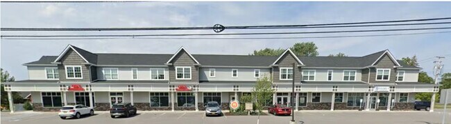 Building Photo - 473 Aurora St