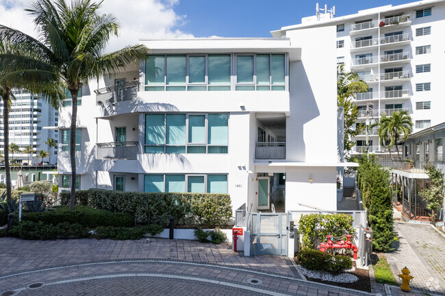 Building Photo - Bay-Front Apartment Complex