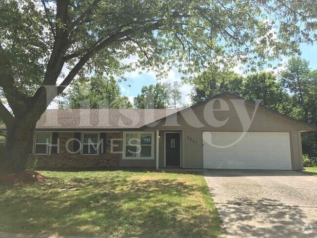 Building Photo - 5837 Walsham Way