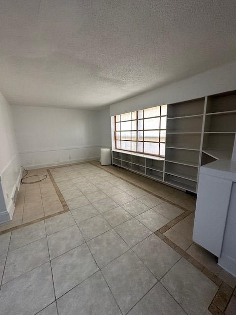 Foto del edificio - 2 bedroom in CALUMET CITY IL 60409