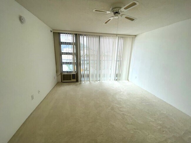 Photo - 1448 Young St Apartment