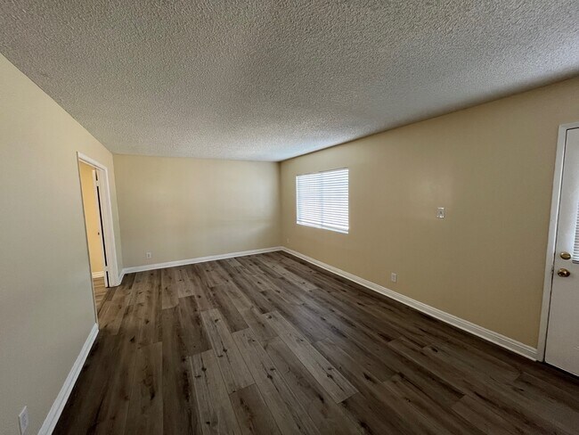 Building Photo - 7819 Walpole Ave