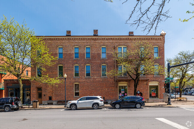 Building Photo - The Shear Building