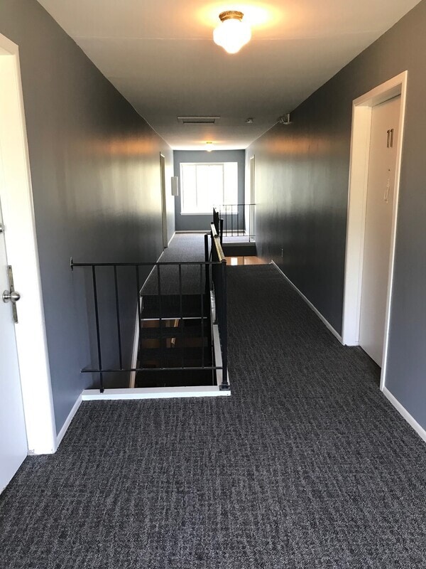 Foto del edificio - 10000 W Nine Mile Rd