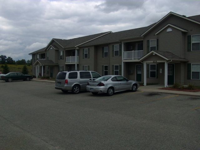 Primary Photo - 2 br, 1.5 bath Apartment - Marshridge