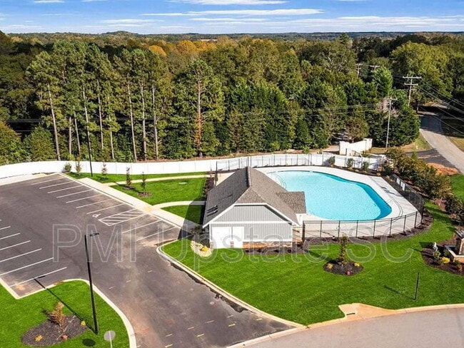 Foto del edificio - 3125 Hickory Rdg Trl