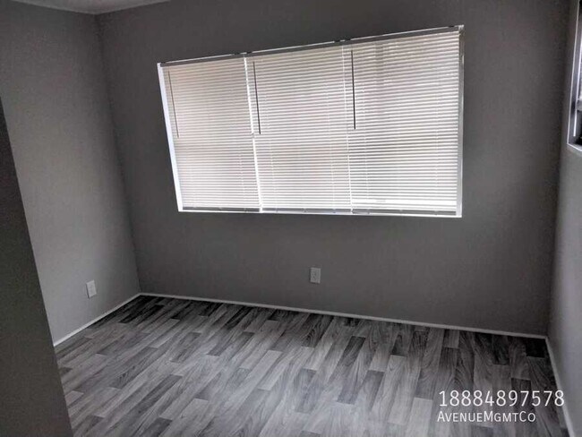 Foto del edificio - 512 10th St SW
