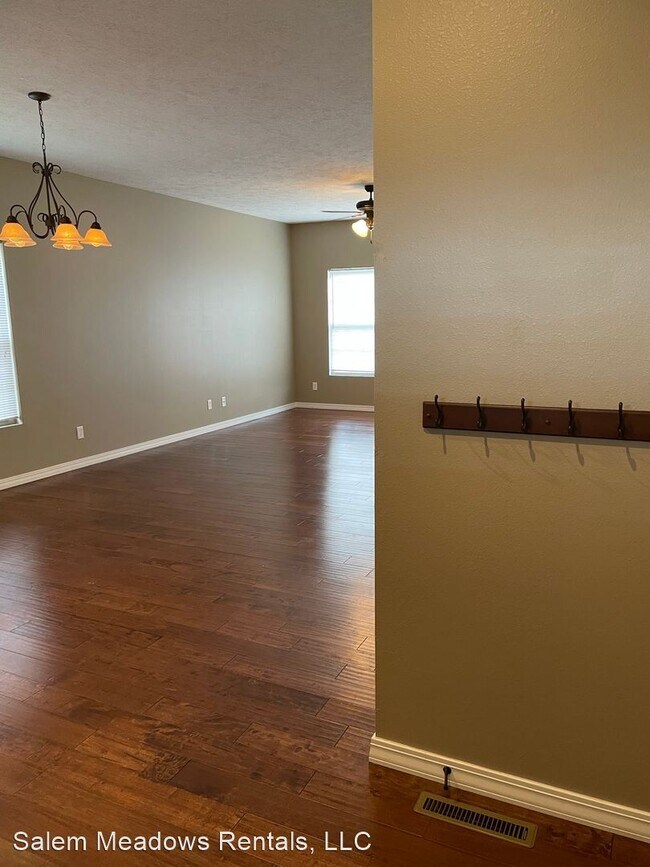 Foto del edificio - 4 br, 2.5 bath House - 3537 S. Juniper