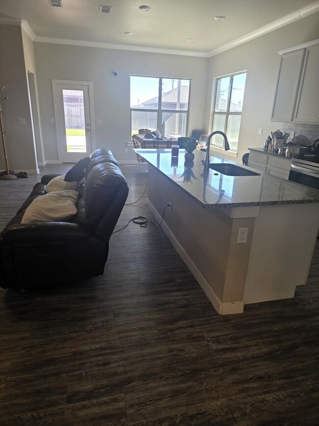 Foto del edificio - 1102 Canal St