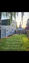 Building Photo - 802 9th St SW