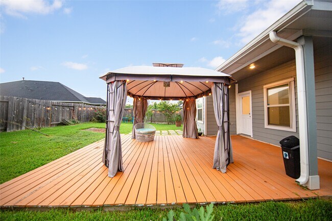 Foto del edificio - 31206 Whitfield Ct