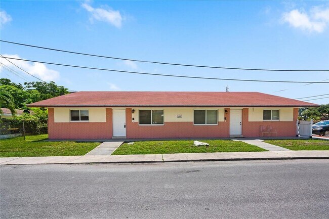 Foto del edificio - 701 SW 1st St