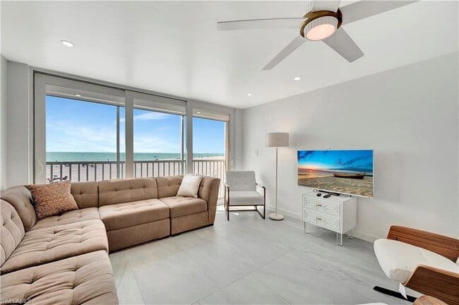 Foto del edificio - 25850 Hickory Blvd