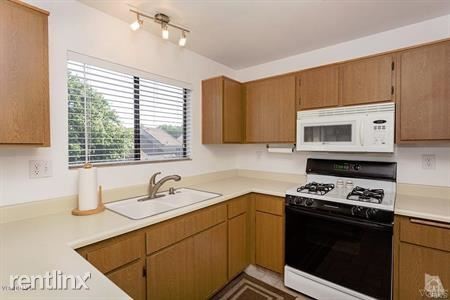 Building Photo - 2344 Archwood Ln