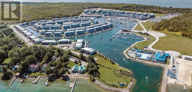 Photo du bâtiment - 375 Sea Ray Ave