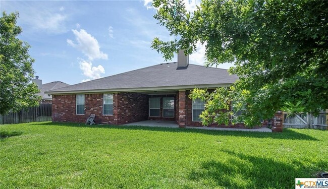Building Photo - 2605 Wisteria Ln