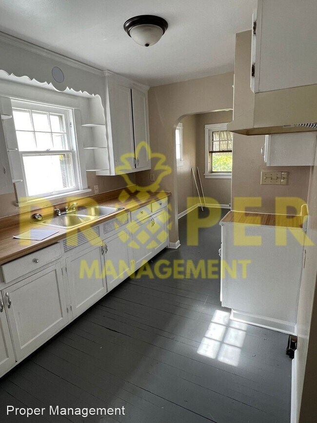 Building Photo - 2 br, 1 bath House - 9 Stafford Ave