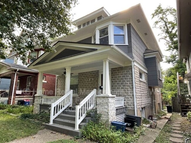 Building Photo - 3554 Genessee St