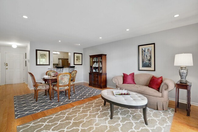 Foto del edificio - 971 Bloomfield Ave