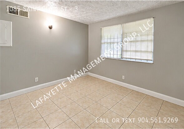 Building Photo - 1085 St Clair St