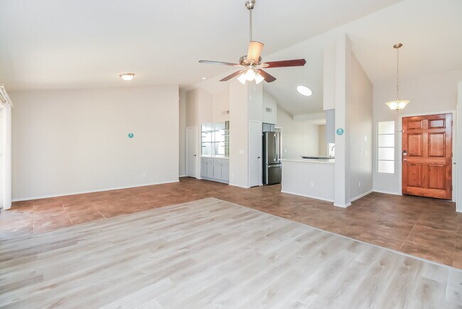 Foto del edificio - 4119 E San Pedro Ave