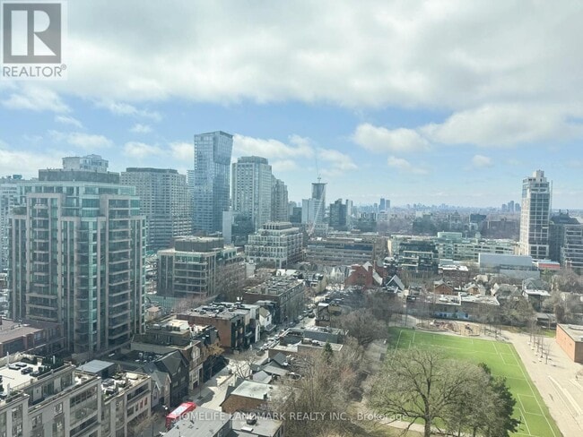 Building Photo - 1315 Bay St.