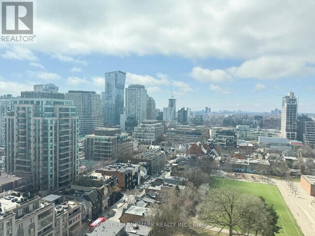 Photo du bâtiment - 1315 Bay St.