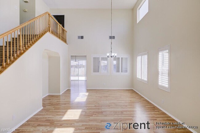 Foto del edificio - 4 br, 2.5 bath House - 1025 Viewpointe Ln,...