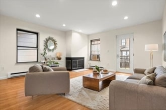 Foto del edificio - 18 E Springfield St