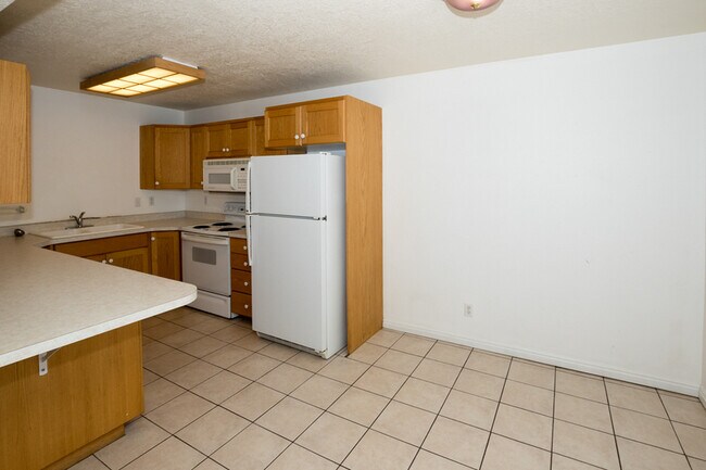 Building Photo - 1388 N 1300 W