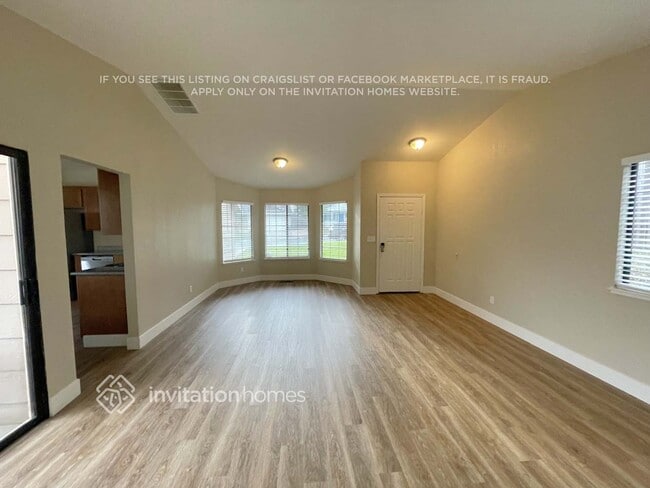 Building Photo - 449 Topsail Dr