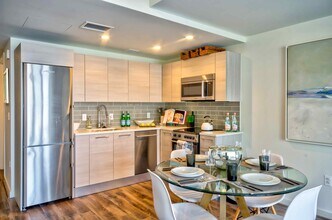 1305 Dock Street photo'