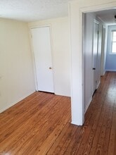 Building Photo - 306 S Laurel St