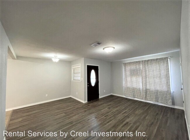 Foto del edificio - 3 br, 2 bath House - 5111 Sue Avenue