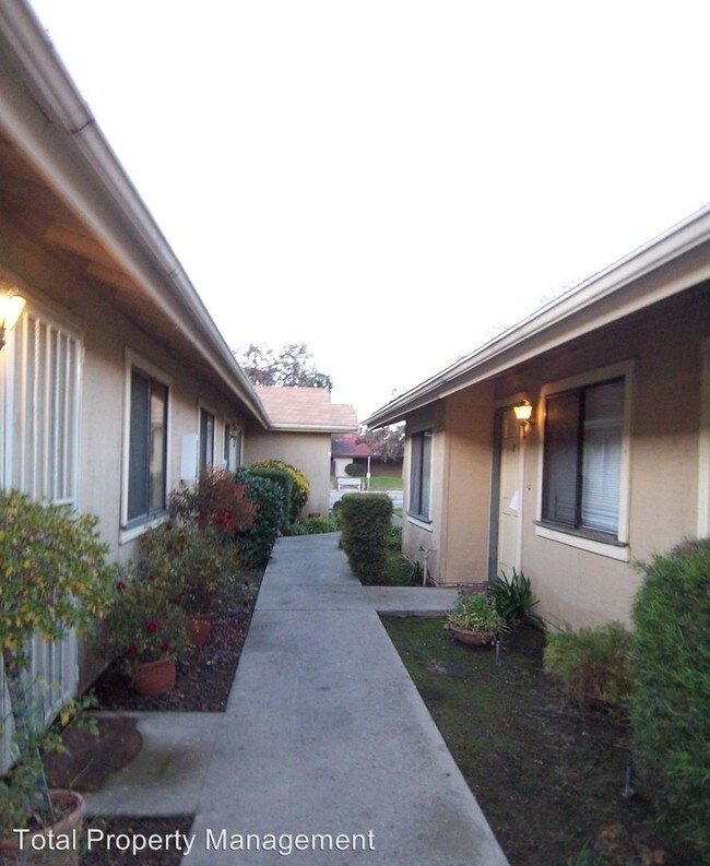 Building Photo - 2941 W Caldwell Ave
