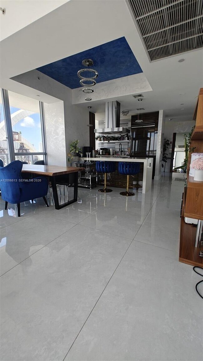 Foto del edificio - 1100 Biscayne Blvd