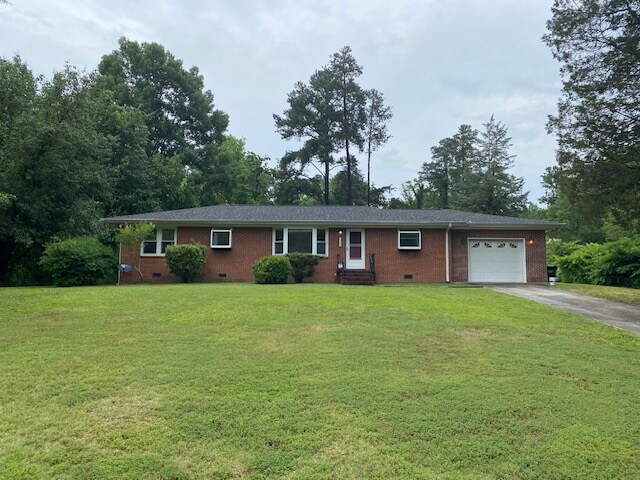 Primary Photo - 3704 Tremont Dr
