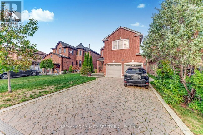 Building Photo - 35 Hartrick Pl