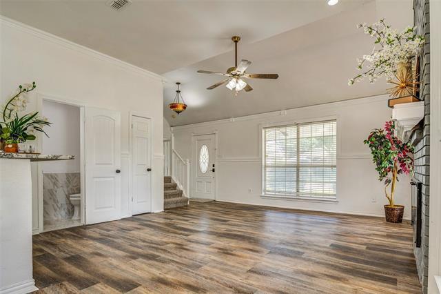 Building Photo - 448 Woodridge Dr