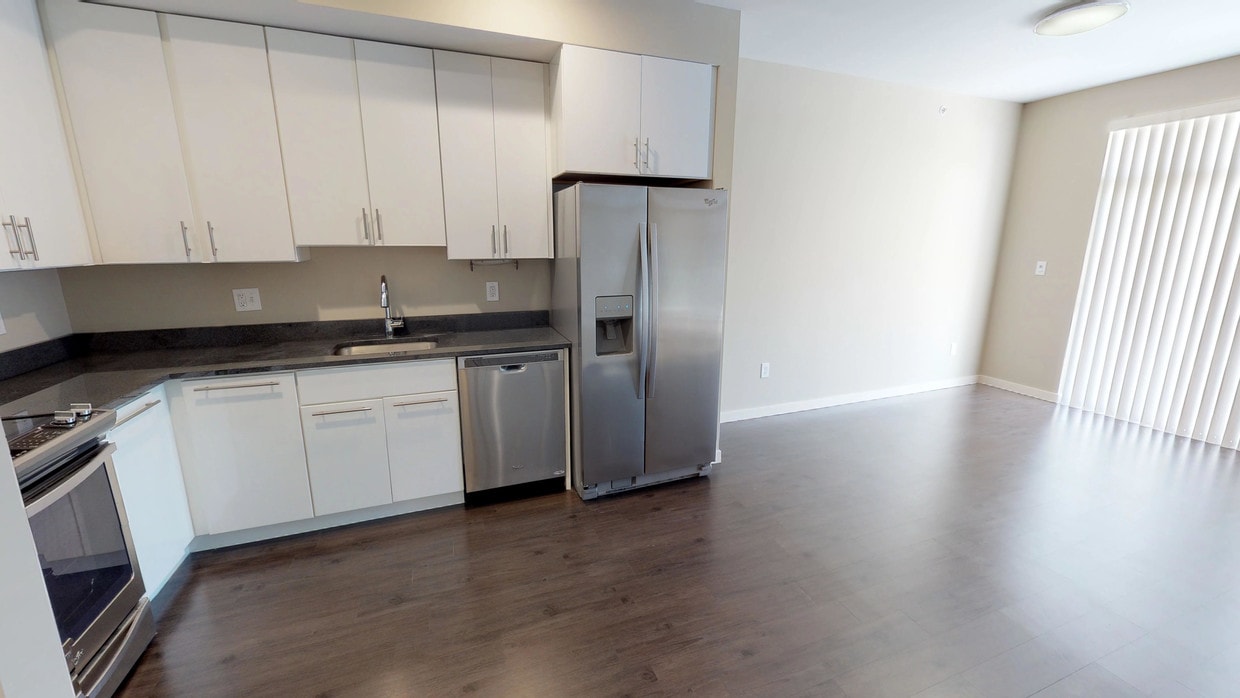 Photo - 32 West Apartments