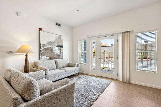 Building Photo - Tran Villa Apartments