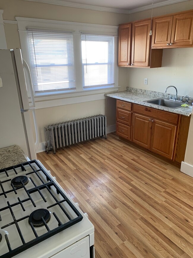 Kitchen - 634 Main St