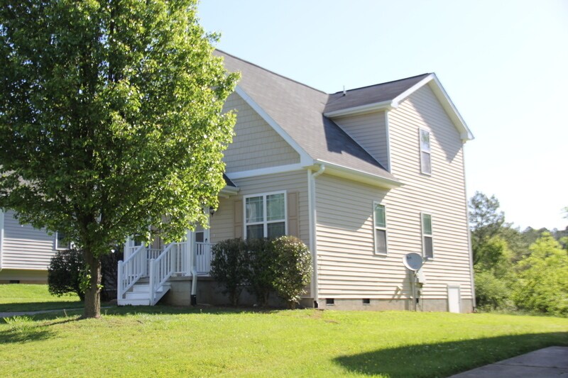 Primary Photo - 515 Finley St