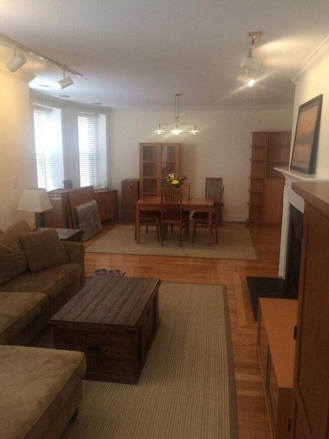 Foto del edificio - 1735 New Hampshire Ave NW
