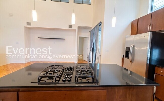 Foto del edificio - 4508 Maxie St